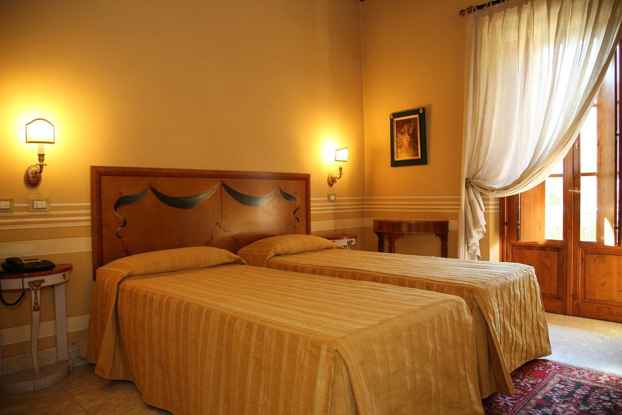 Il Piccolo Castello Otel Monteriggioni Dış mekan fotoğraf