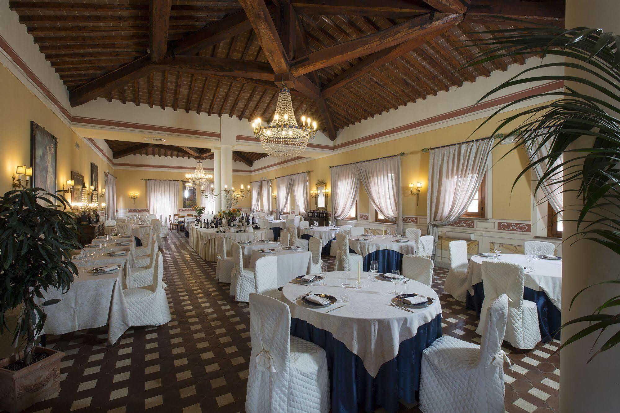 Il Piccolo Castello Otel Monteriggioni Dış mekan fotoğraf