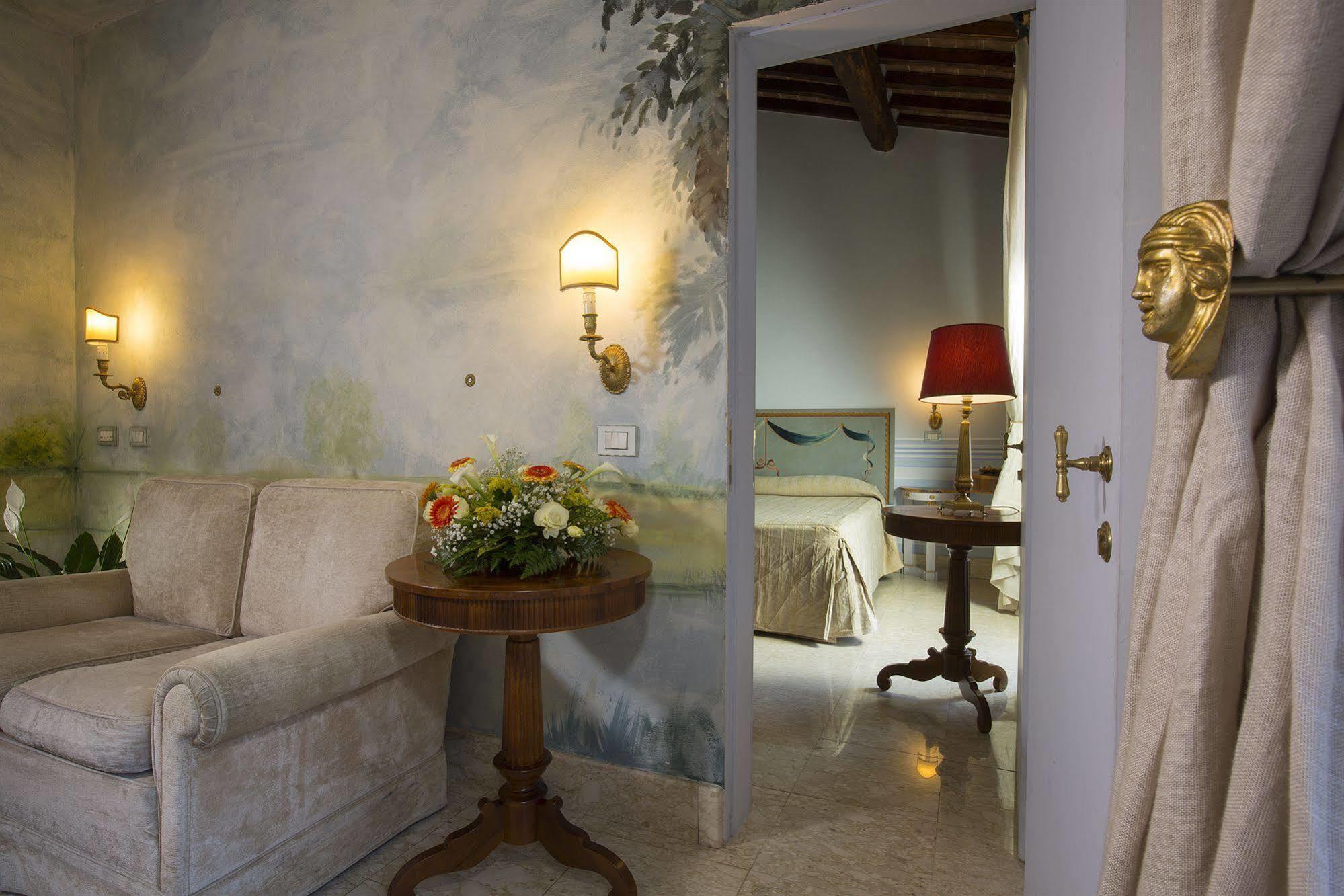 Il Piccolo Castello Otel Monteriggioni Dış mekan fotoğraf